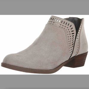 Carlos by Carlos Santana Marteen Ankle Boot For Women Size 7.5